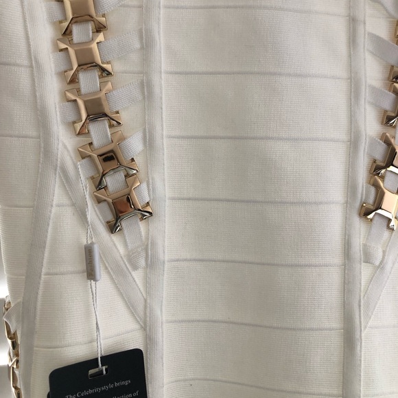 Dress - Picture 3 of 4